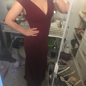 Deep burgundy gown size 6-8/medium
